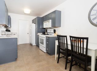 8543 Sandstone Dr, Santee, CA 92071