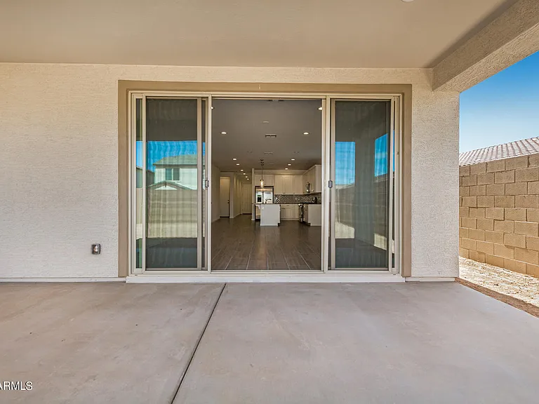 2503 S 180th Dr — Photo 27