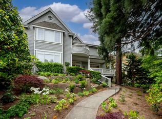 943 18th Ave E, Seattle, WA 98112