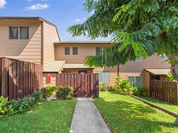 92-1335 Panana St APT 61, Kapolei, HI 96707