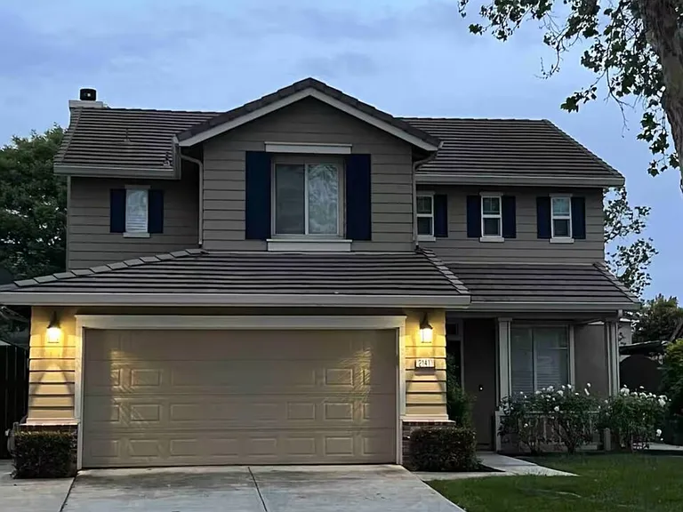 2141 Bridle Creek Cir — Photo 16