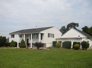182 Limerick Center Rd, Royersford, PA 19468