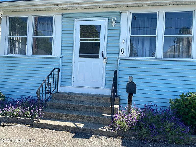 2nd image of 9 Edenburg Avenue