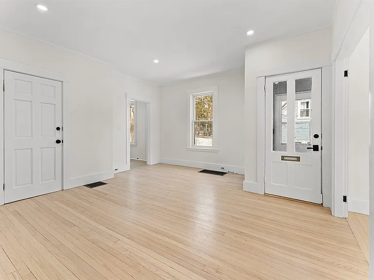 107 Water St #107 — Photo 8