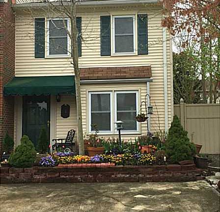 2nd image of 5107 Radcliffe Cir