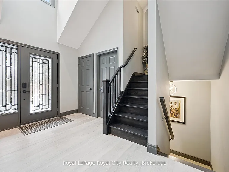 36 Emily St — Photo 21