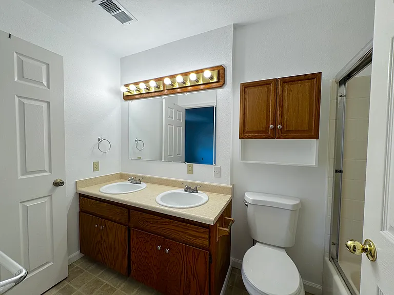 1281 Burton Ct #1 — Photo 15