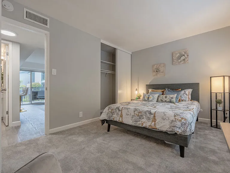 Danville Park Apartments — Photo 16