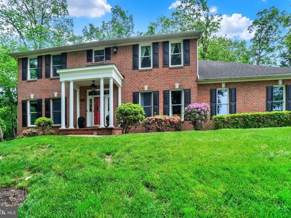 710 Glenwood Dr, York, PA 17403