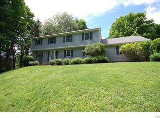 9 Mead Ridge Rd, Ridgefield, CT 06877