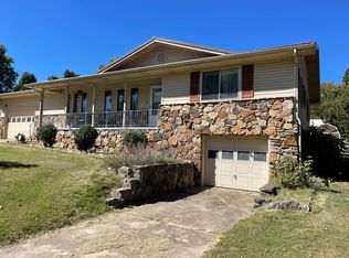 106 Cardinal St, Harrison, AR 72601