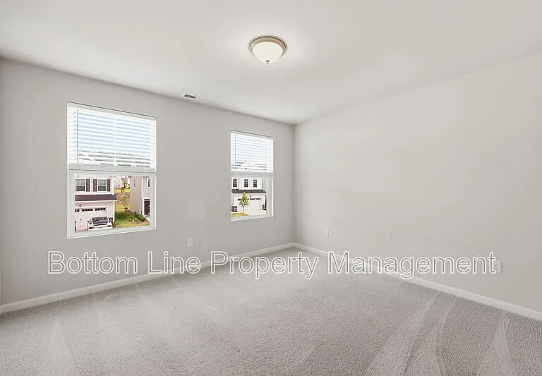 2029 Titanium Rock Rd — Photo 52