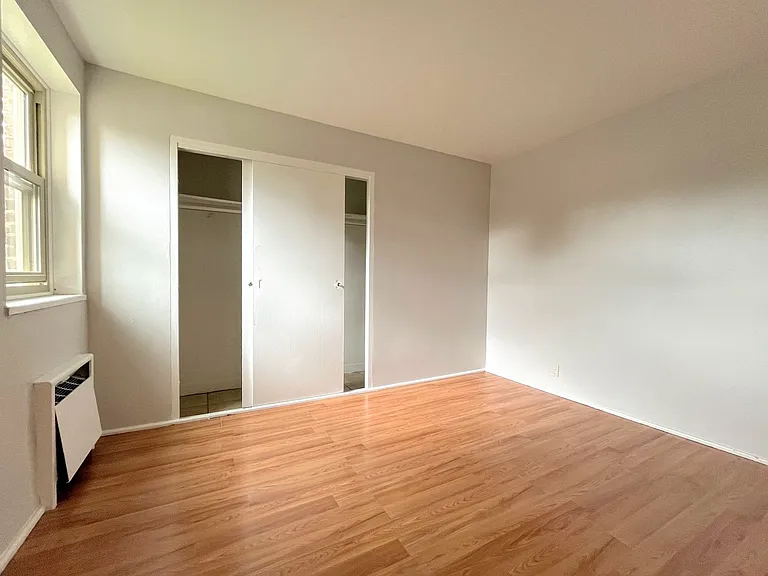 2022 Delaware Ave — Photo 4
