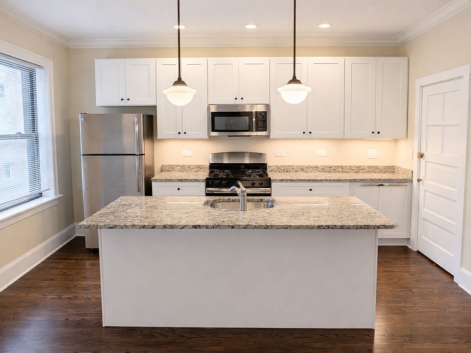 1st image of 1360 E 52nd St #64-3W