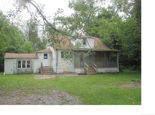 36 Cayuga Blvd, Depew, NY 14043