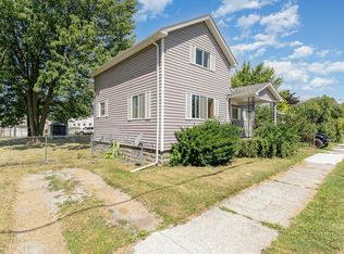 1304 Stanton St, Bay City, MI 48708