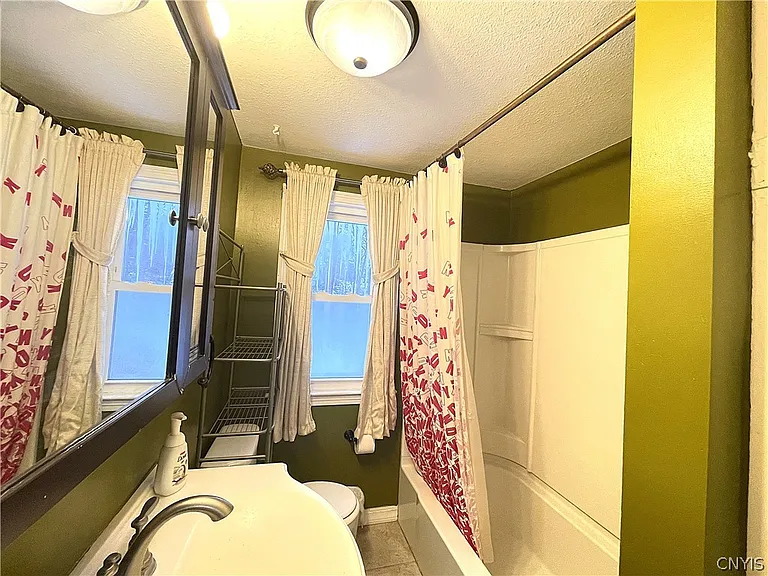121 Wadsworth Rd — Photo 14
