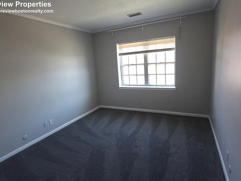 178 Lake Shore Rd — Photo 9