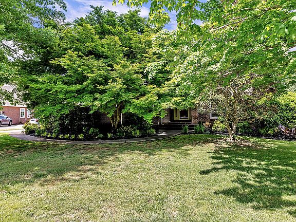 5th image of 1507 Canterbury Ln