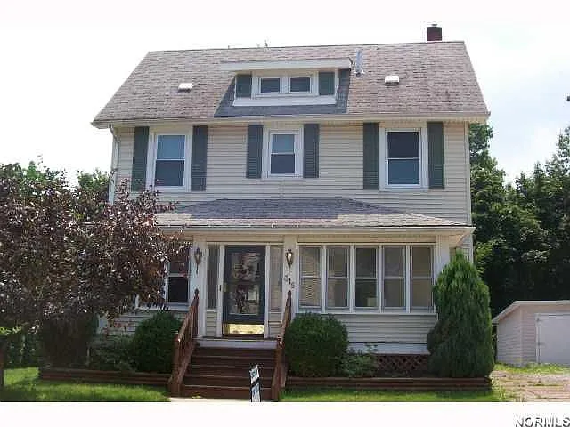 315 W 26th St photo 1