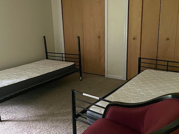 4th image of 12 Foote St #2