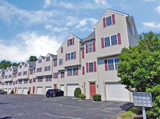 997 Main St APT 2, Wakefield, MA 01880