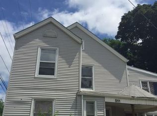 511 Cherry St APT 3, Rockford, IL 61103