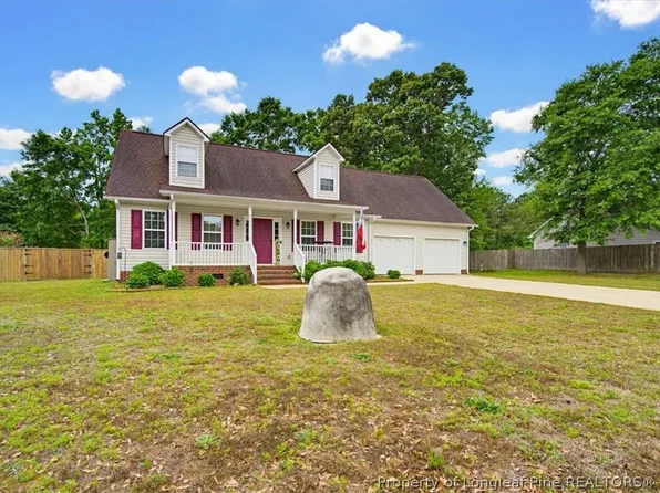 1005 Harvest Grove Ct, Hope Mills, NC 28348