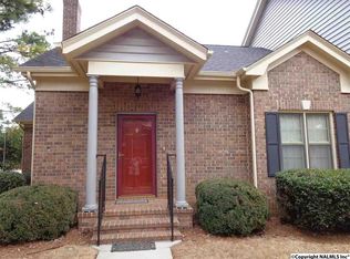 319 Kensington Ct SW, Huntsville, AL 35802