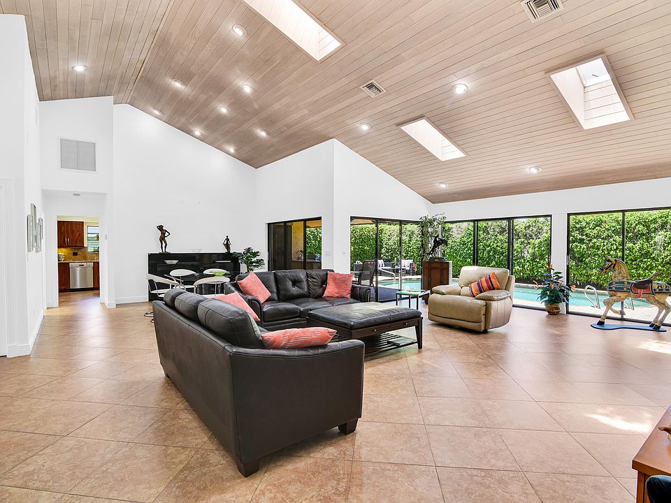 1st image of 4422 White Cedar Lane