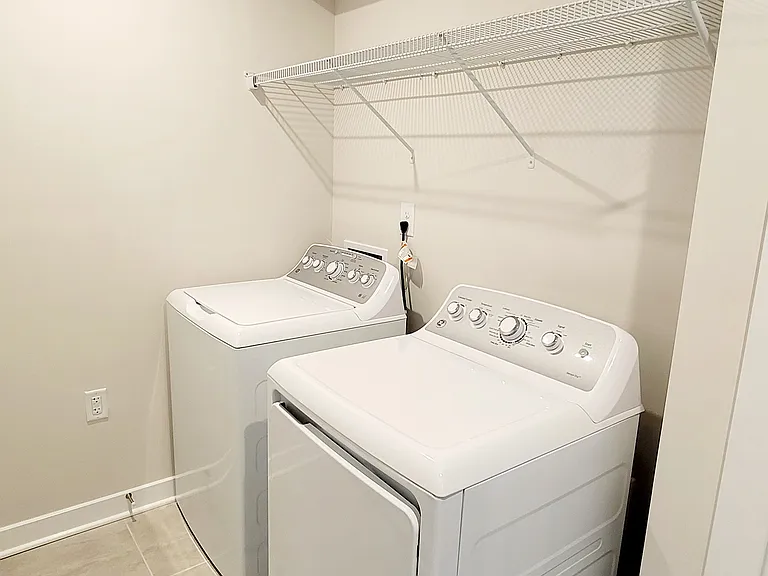 5739 Addison Gate Dr — Photo 33