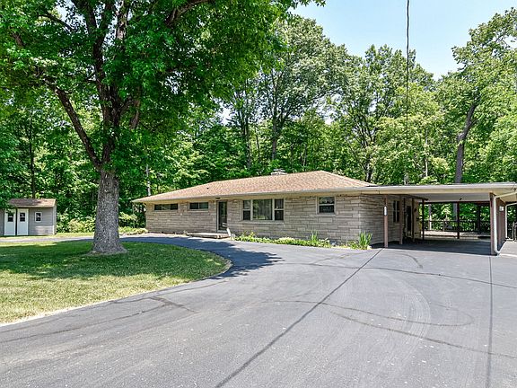 2nd image of 315 Henley Dr