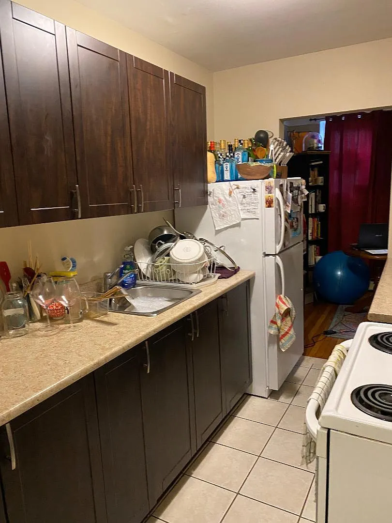 2 bed, 1100 sqft, $1,779 — Photo 1