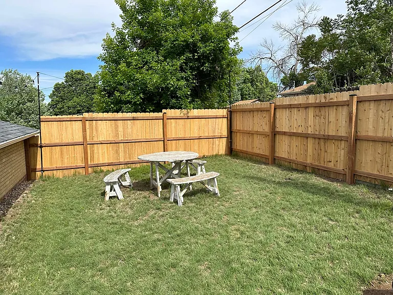 1314 W Gill Pl — Photo 15