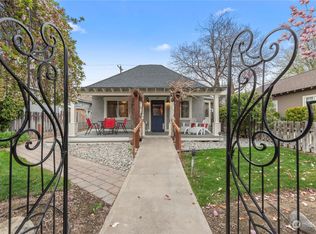 307 E Wapato Ave, Chelan, WA 98816