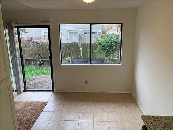 5th image of 10407 Golden Meadow Dr