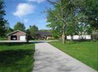 7051 Old Vincennes Rd, Floyds Knobs, IN 47119