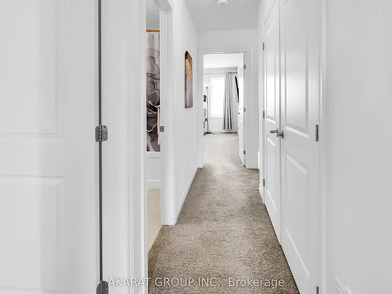 61 Soho St #68 — Photo 25