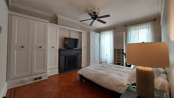 Rented by R New York | media 20