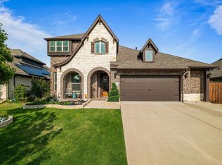 2808 Lakeside Dr, Aubrey, TX 76227