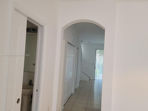 3rd image of 21109 NW 14th Pl APT 632