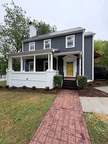 1500 Cloverdale Ave Photo 1