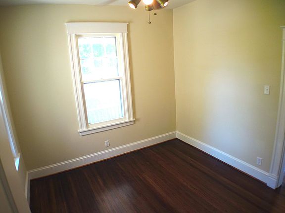 5th image of 1800 Rawlings St