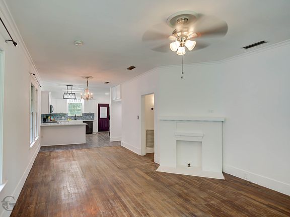 4th image of 859 Linden St