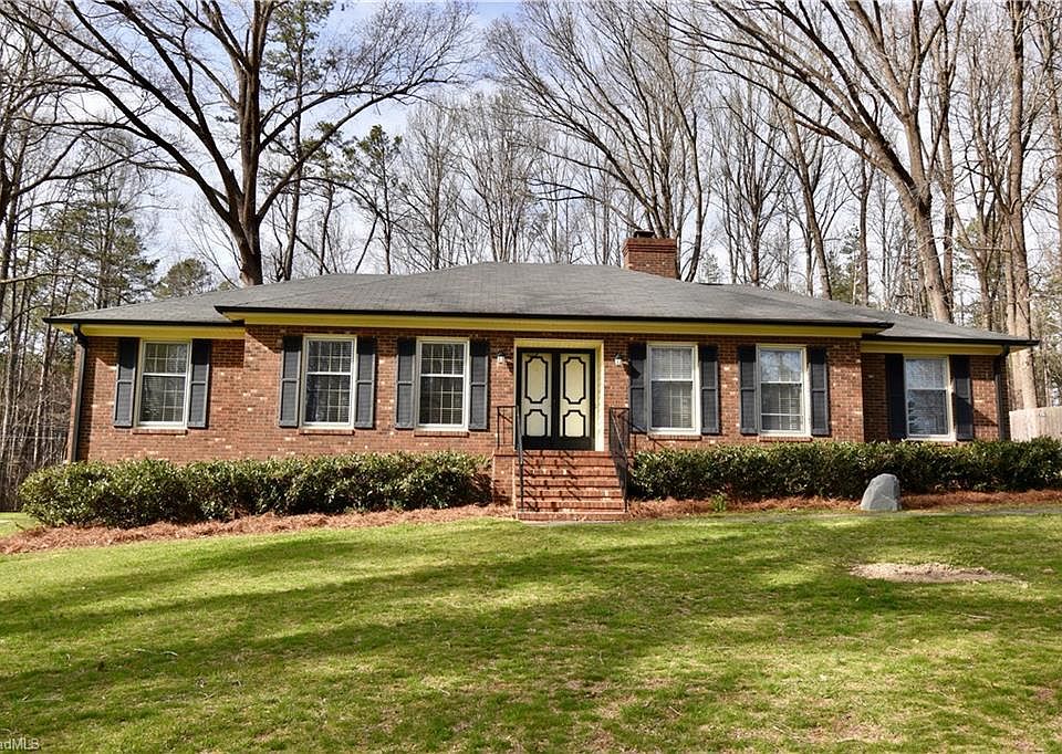 1st image of 4411 Indian Wells Dr