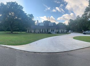 24212 Oaklawn Plantation Rd, Pass Christian, MS 39571