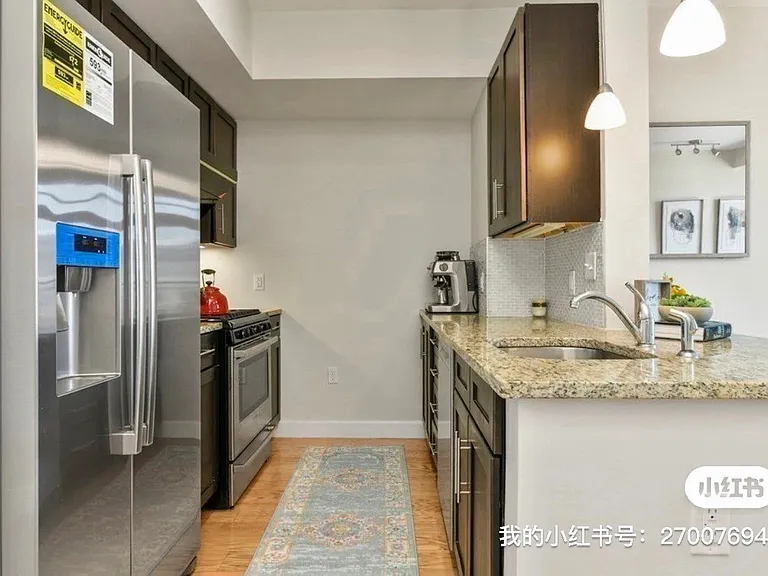 1501 Commonwealth Ave #402 — Photo 3