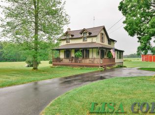 1084 E Long Lake Rd, Fenwick, MI 48834
