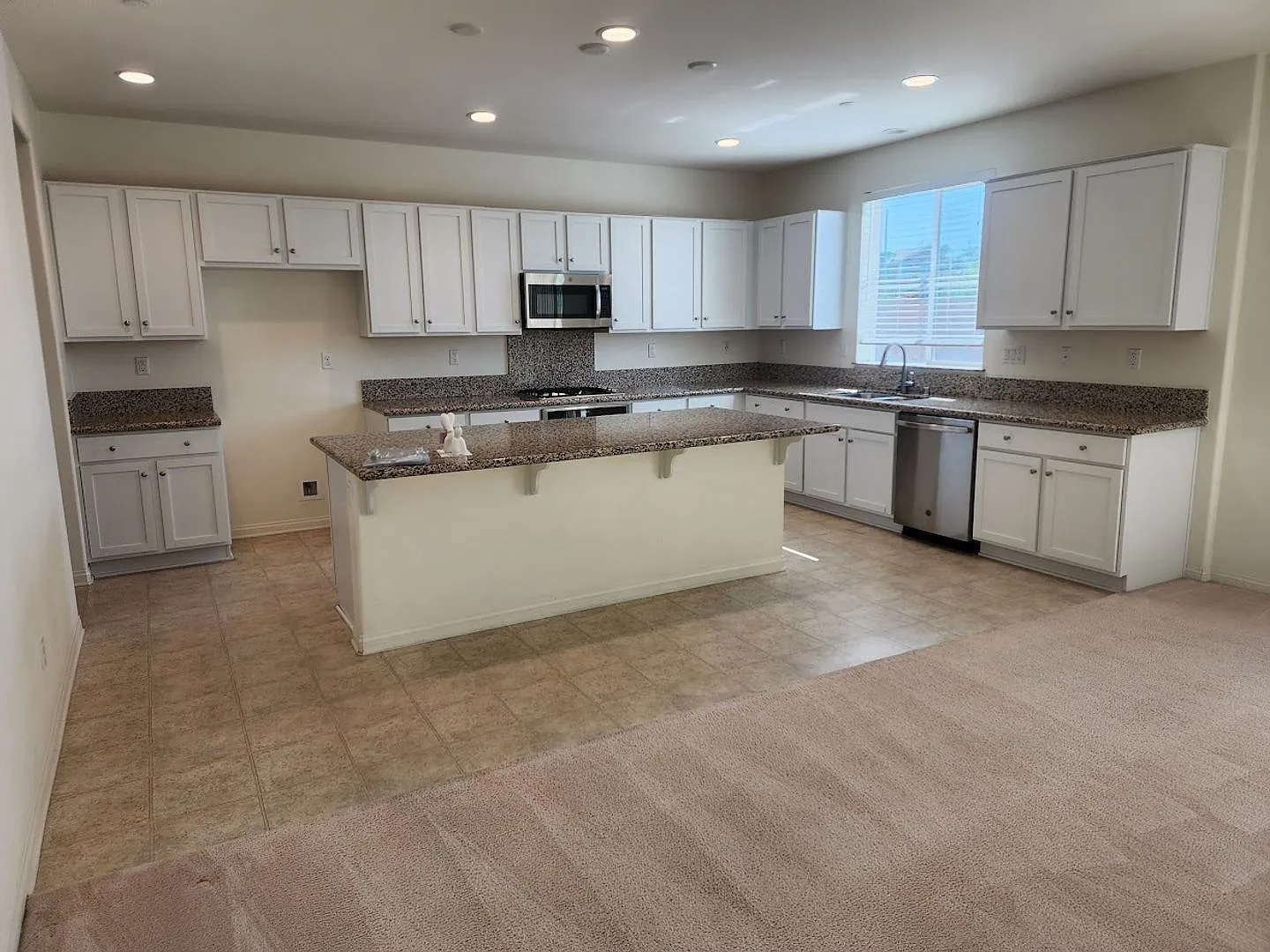 Beautiful 4 Bedroom Two Story Home in Wildomar with 3 Car Garage! — Photo 3