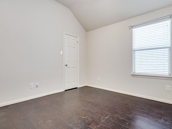 3rd image of 10717 Sedalia Dr